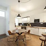 Paprikoer Apartamento *